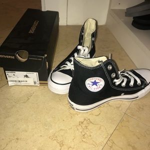 High top converse shoes